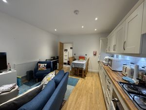 Kitchen/Diner/Lounge- click for photo gallery